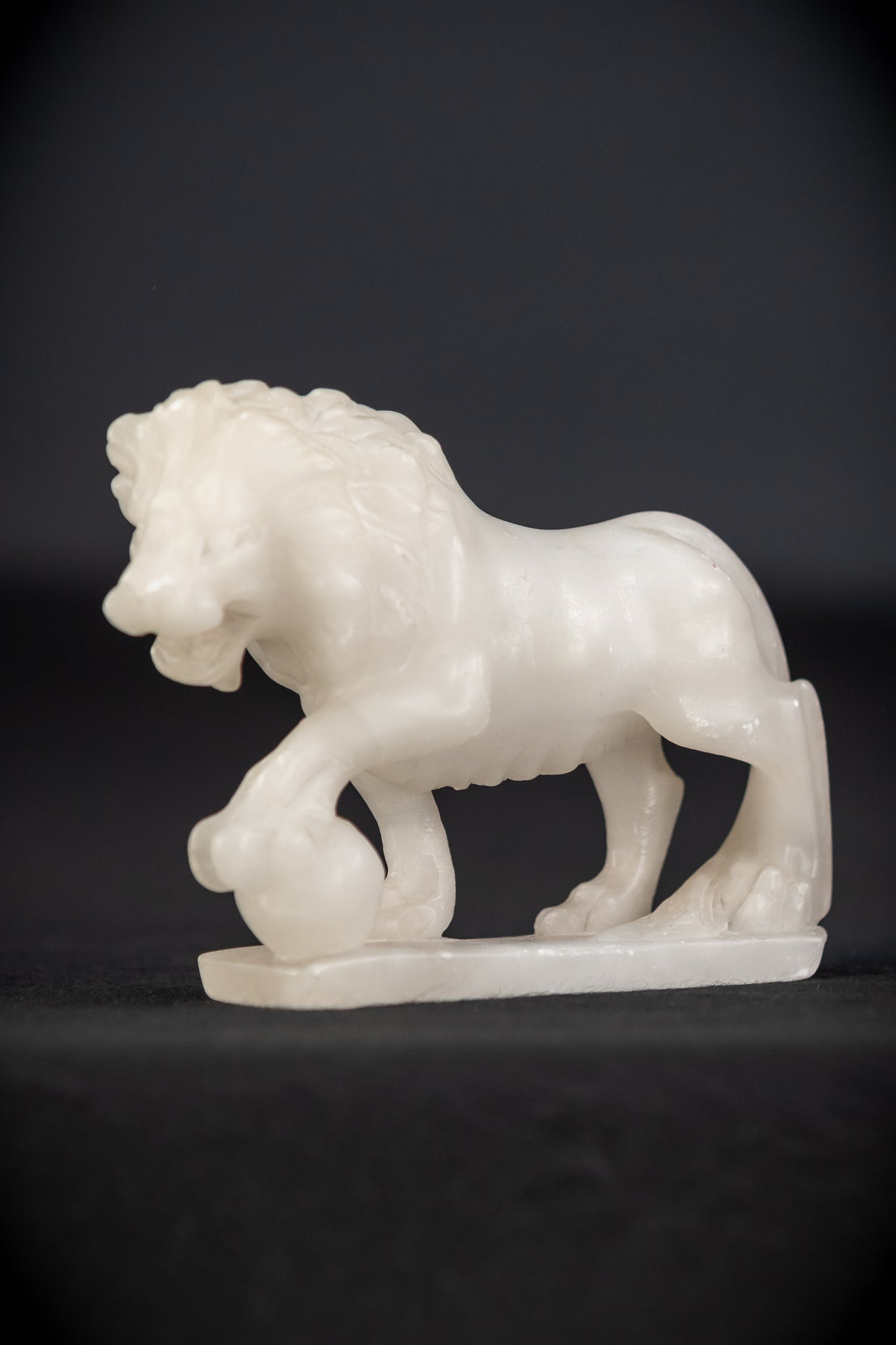 Alabaster Lion Statue | Antique 1700s