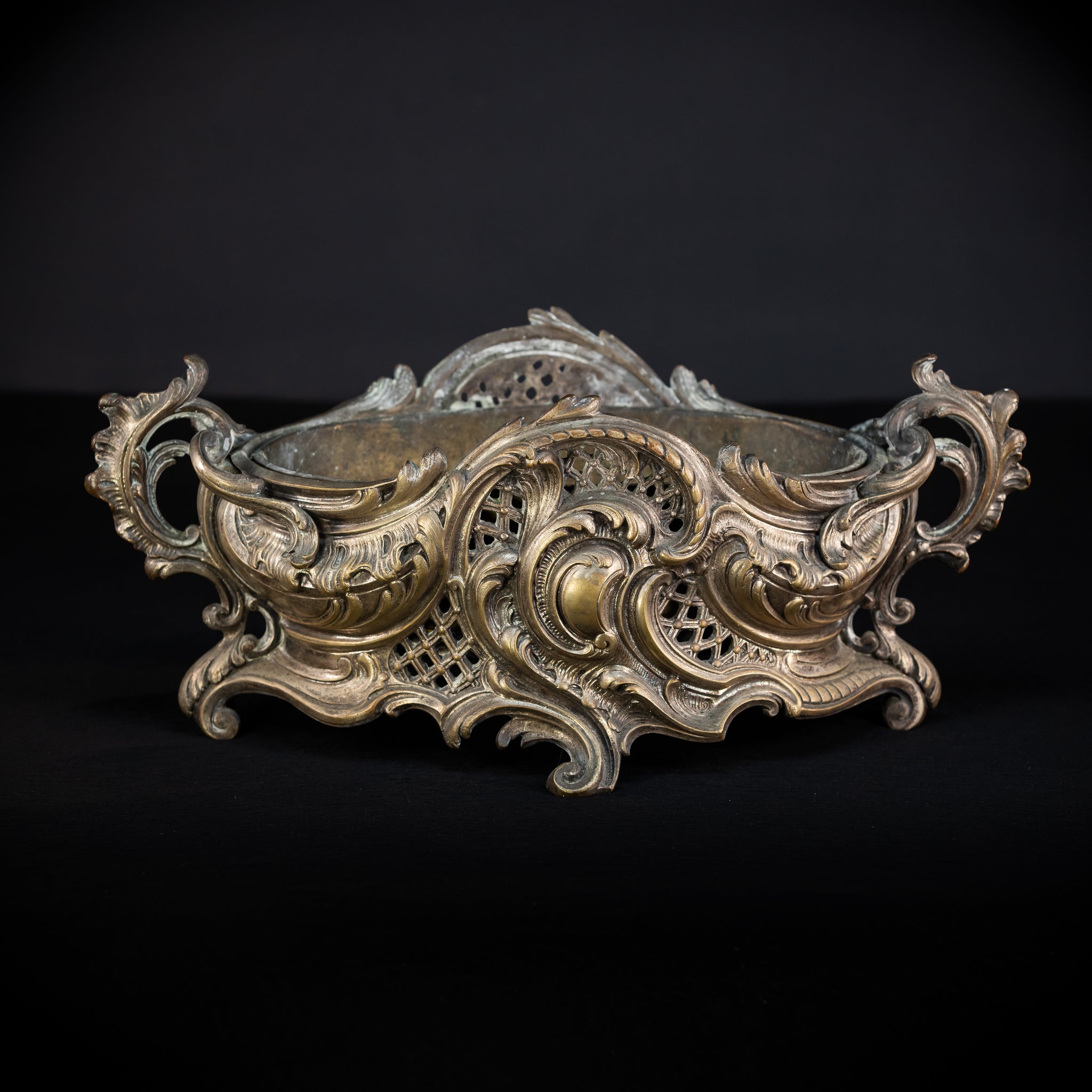 Bronze Jardiniere | French Baroque 1800s | 18.9” / 48 cm