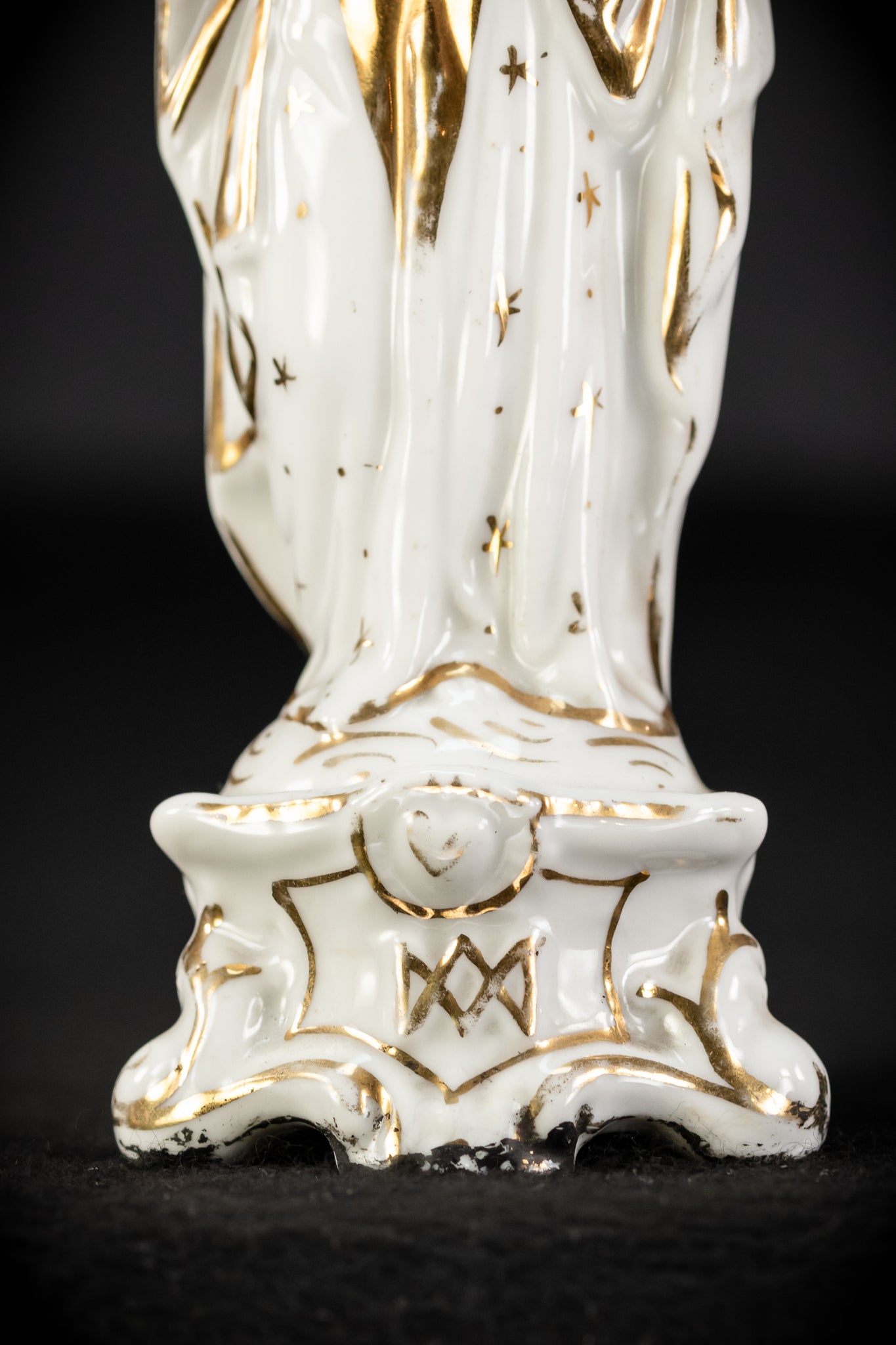 Virgin Mary Porcelain Statue |  Antique