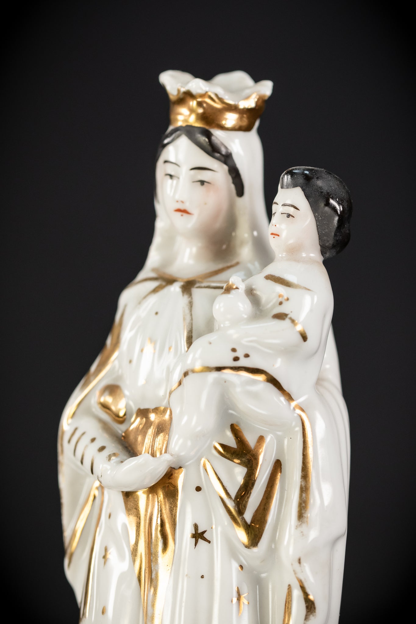 Virgin Mary Porcelain Statue |  Antique