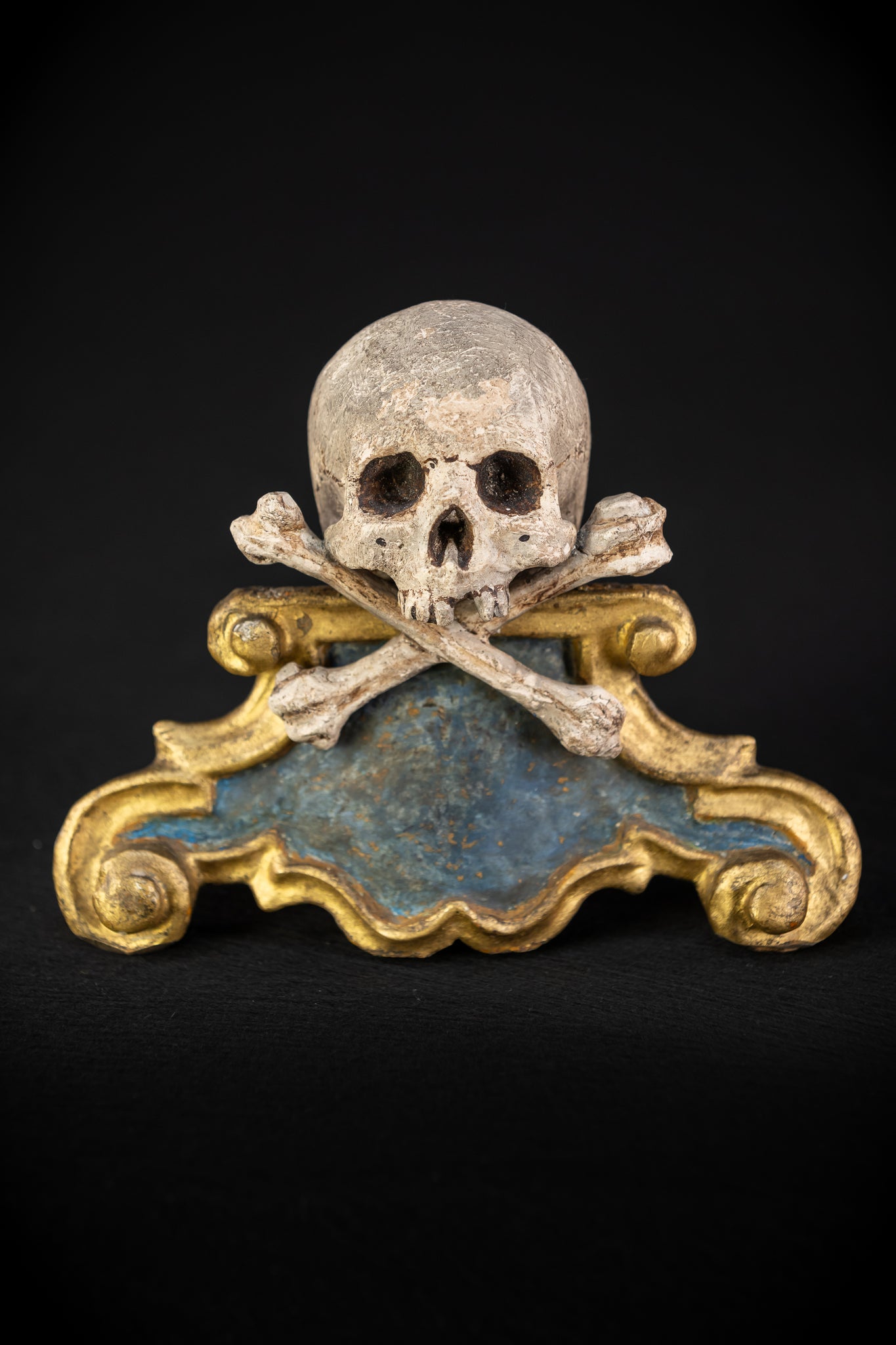 Memento Mori | Antique 1700s Wooden | 6.9"