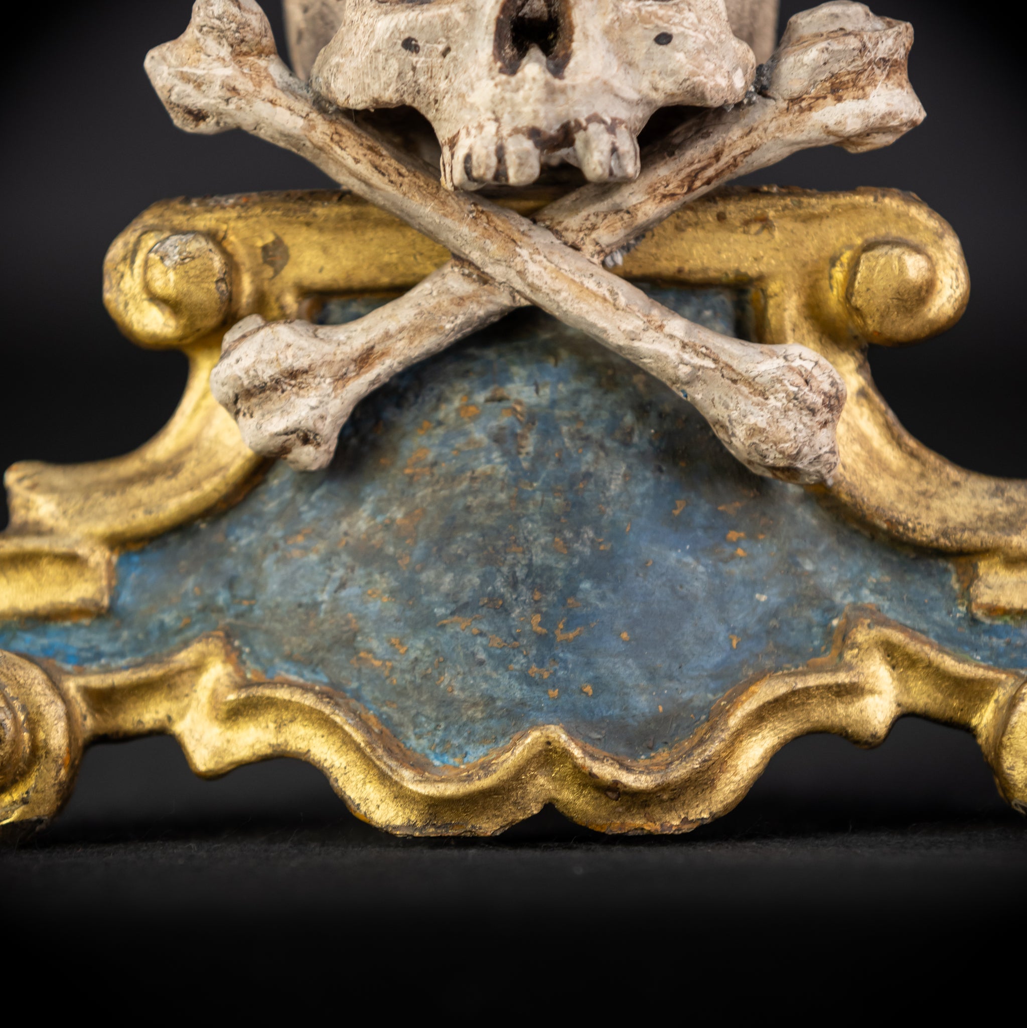 Memento Mori | Antique 1700s Wooden | 6.9"