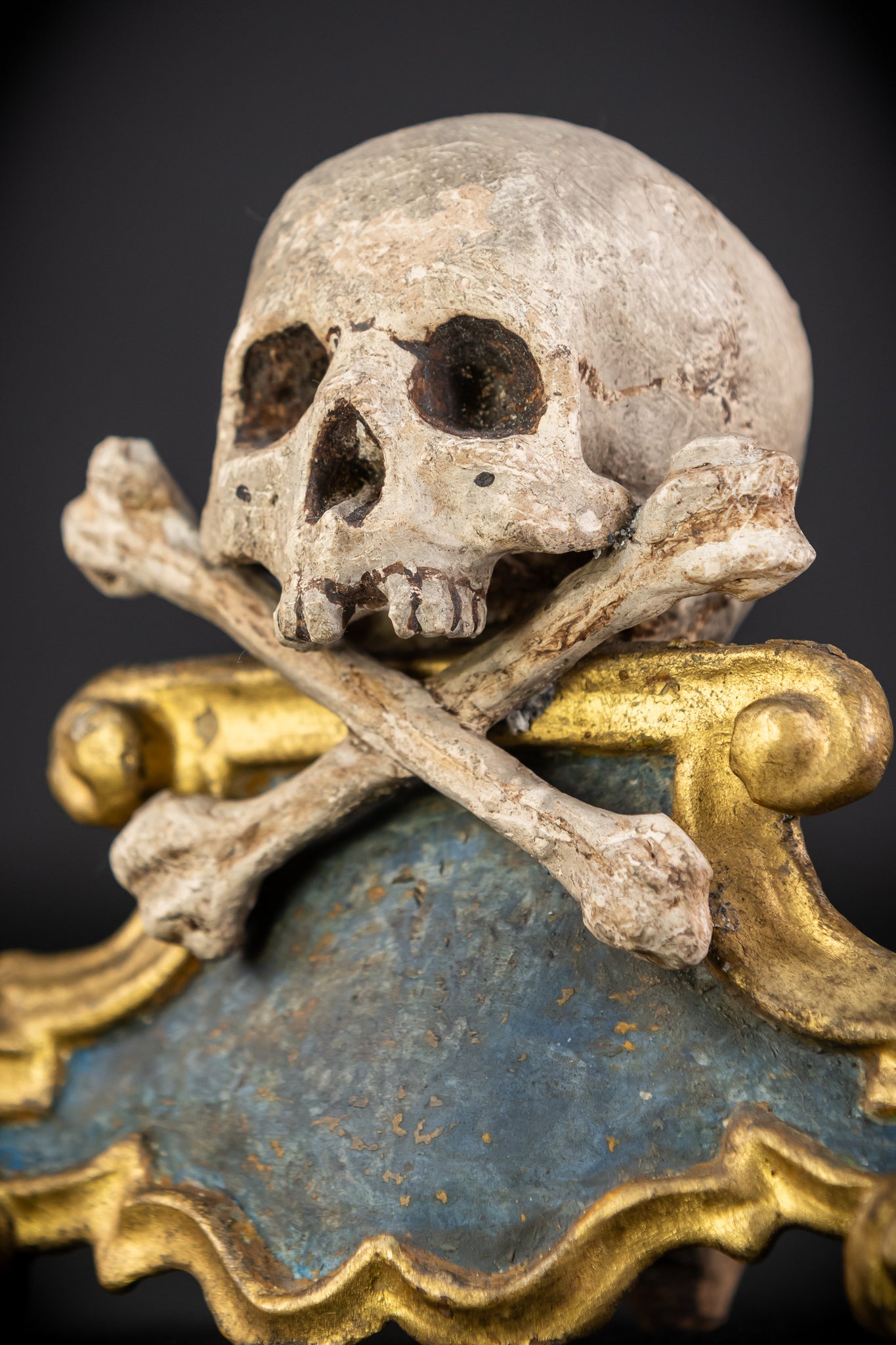 Memento Mori | Antique 1700s Wooden | 6.9"