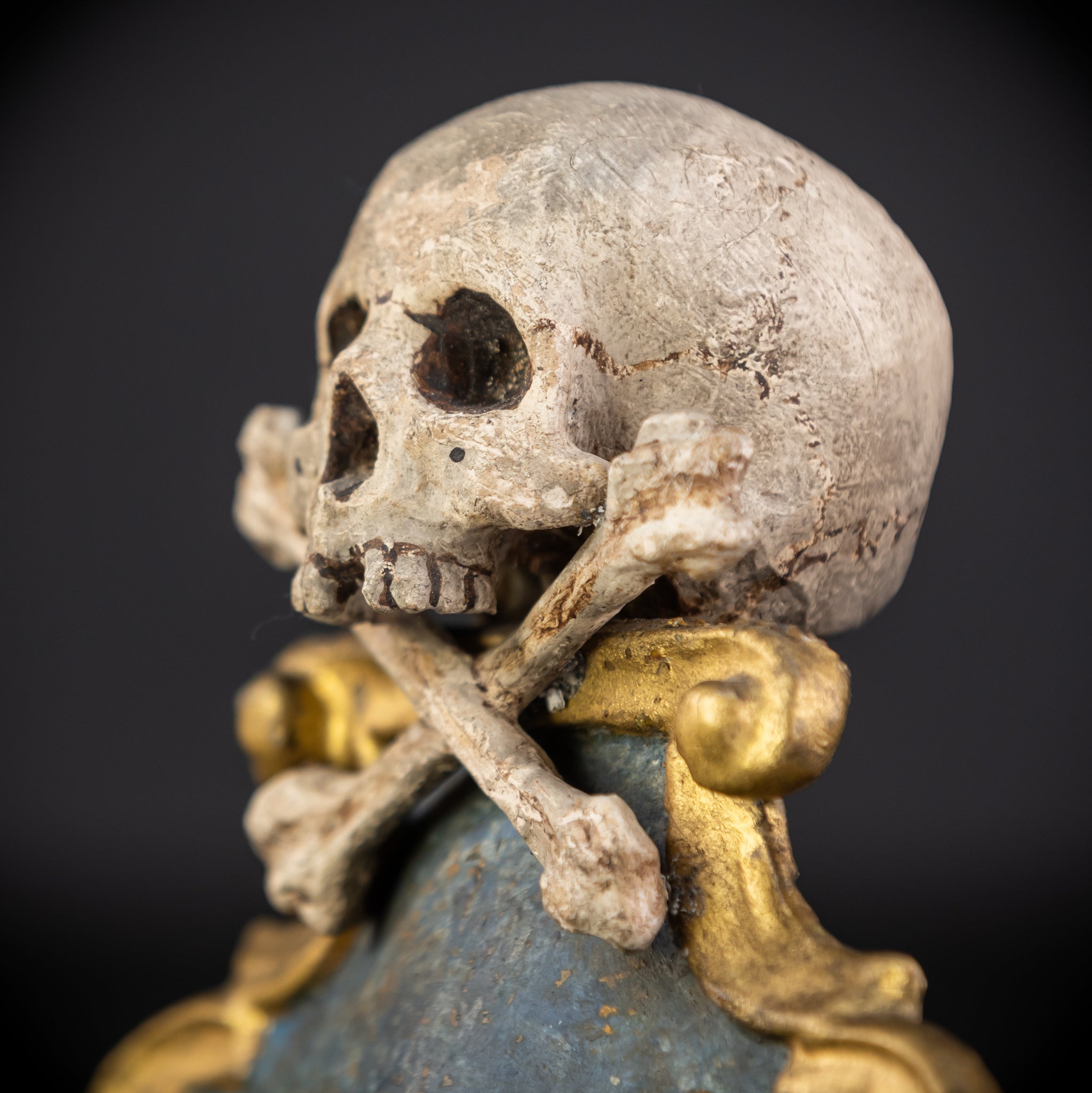 Memento Mori | Antique 1700s Wooden | 6.9"