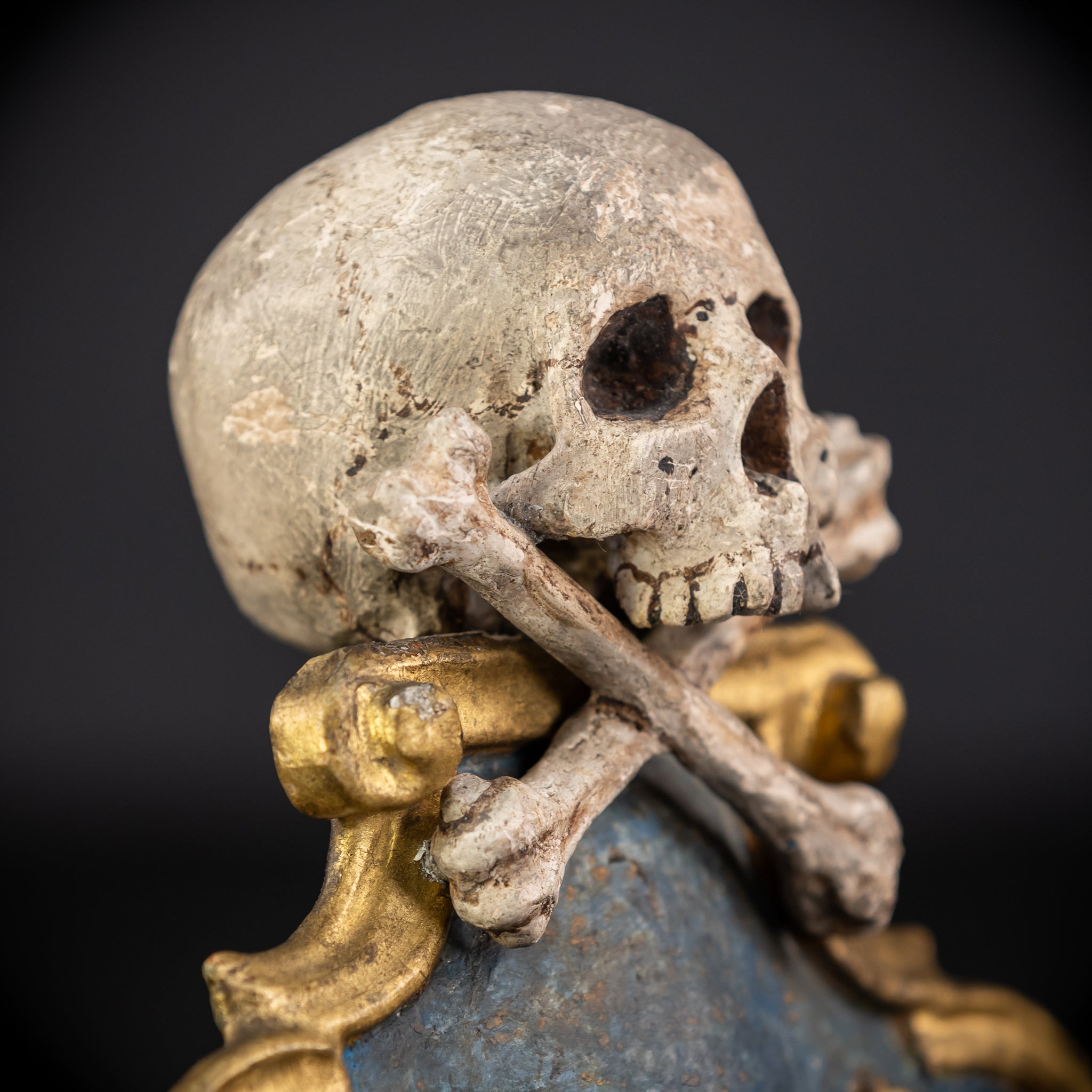 Memento Mori | Antique 1700s Wooden | 6.9"