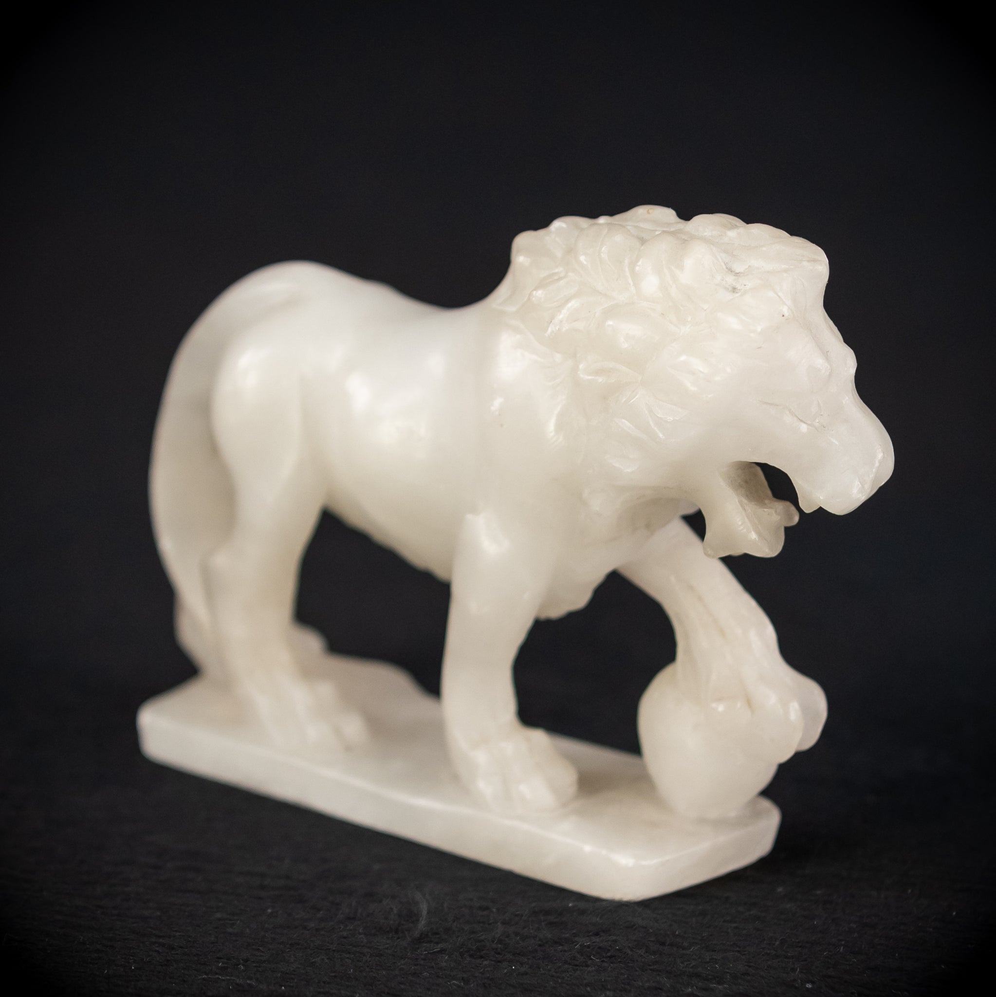 Alabaster Lion Statue | Antique 1700s