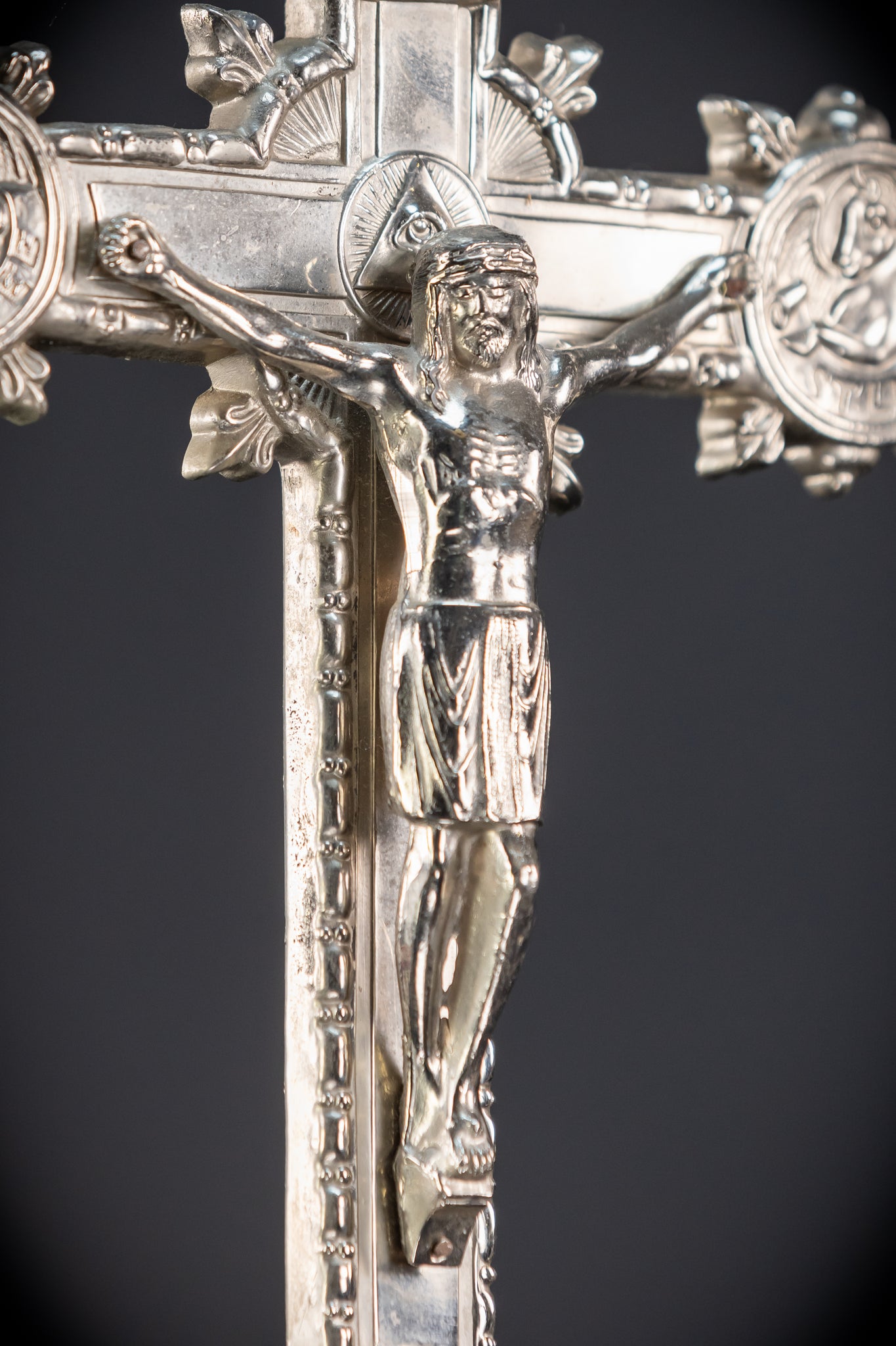 Altar Crucifix | Silvered Metal  | 17.3”