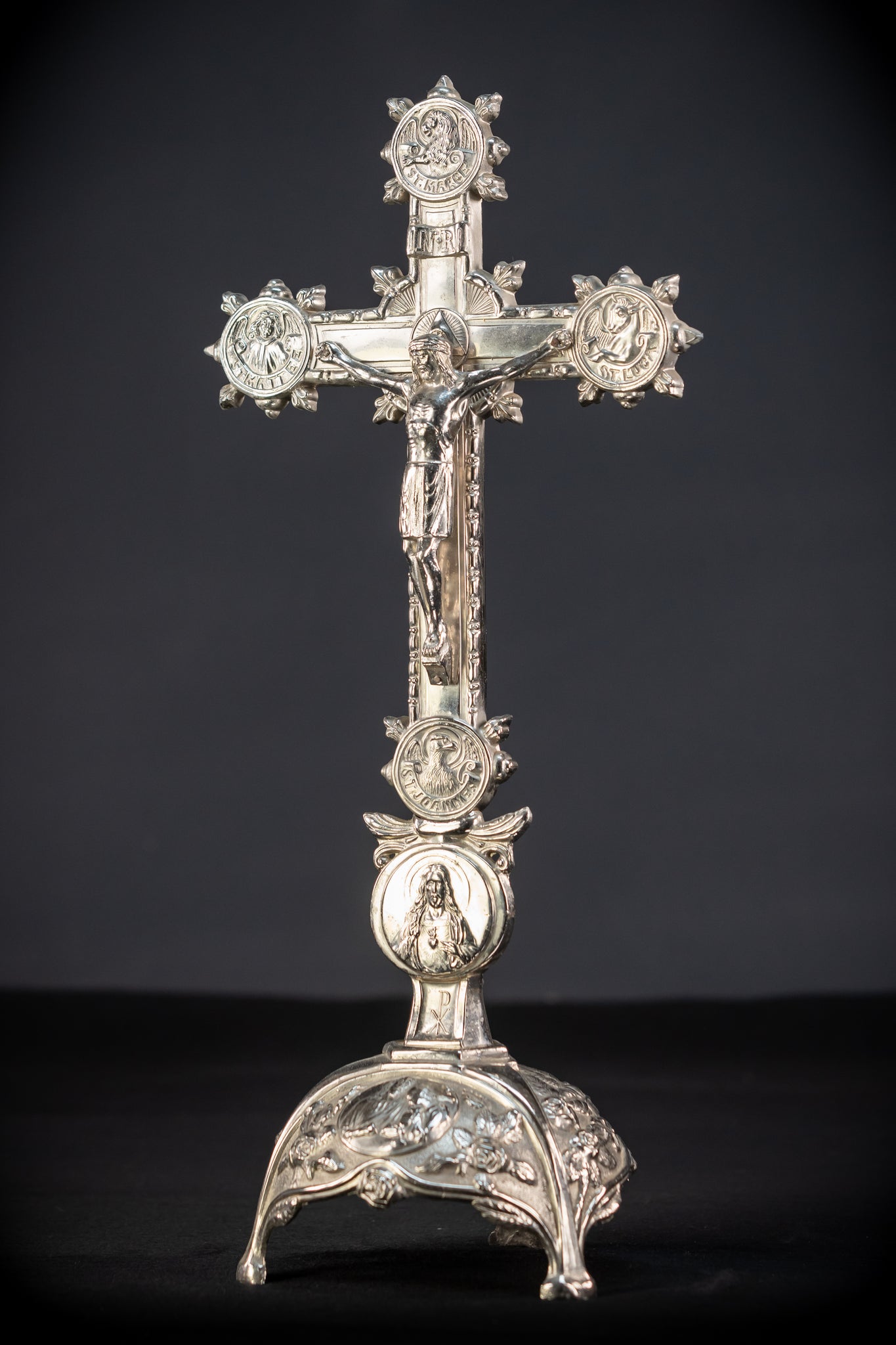 Altar Crucifix | Silvered Metal  | 17.3”